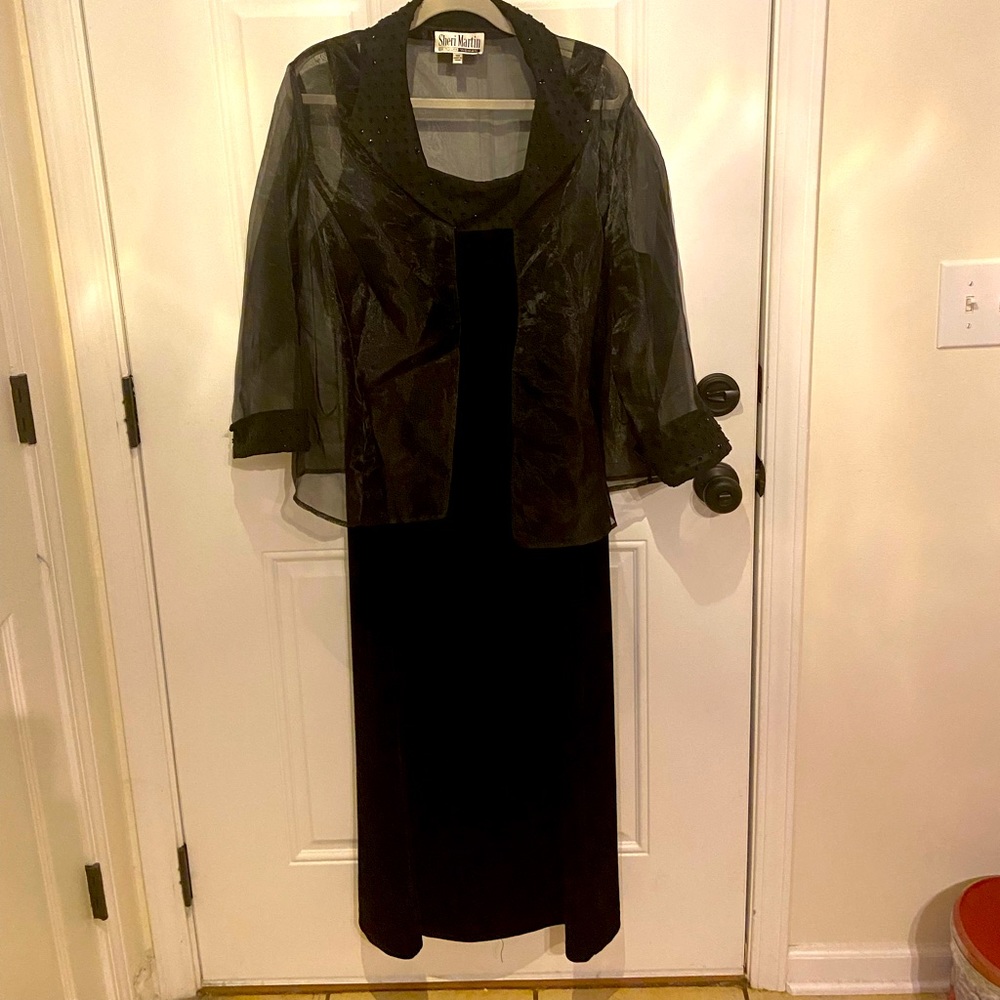 Black formal velvet dress